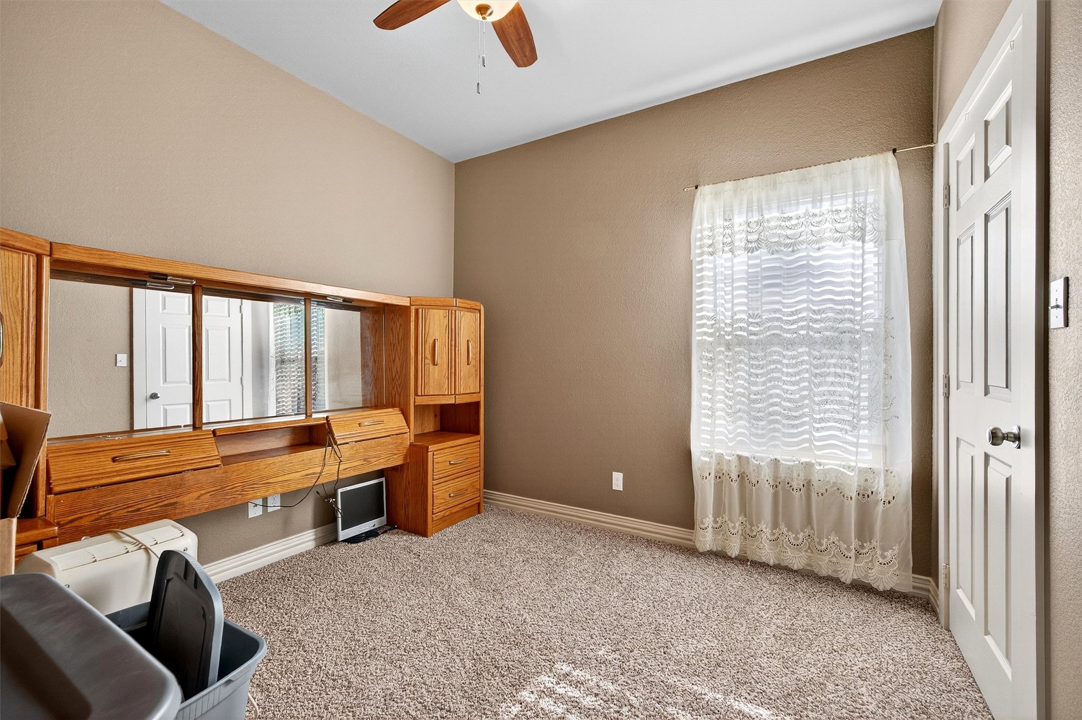 425 W Johnson Denison TX 75020