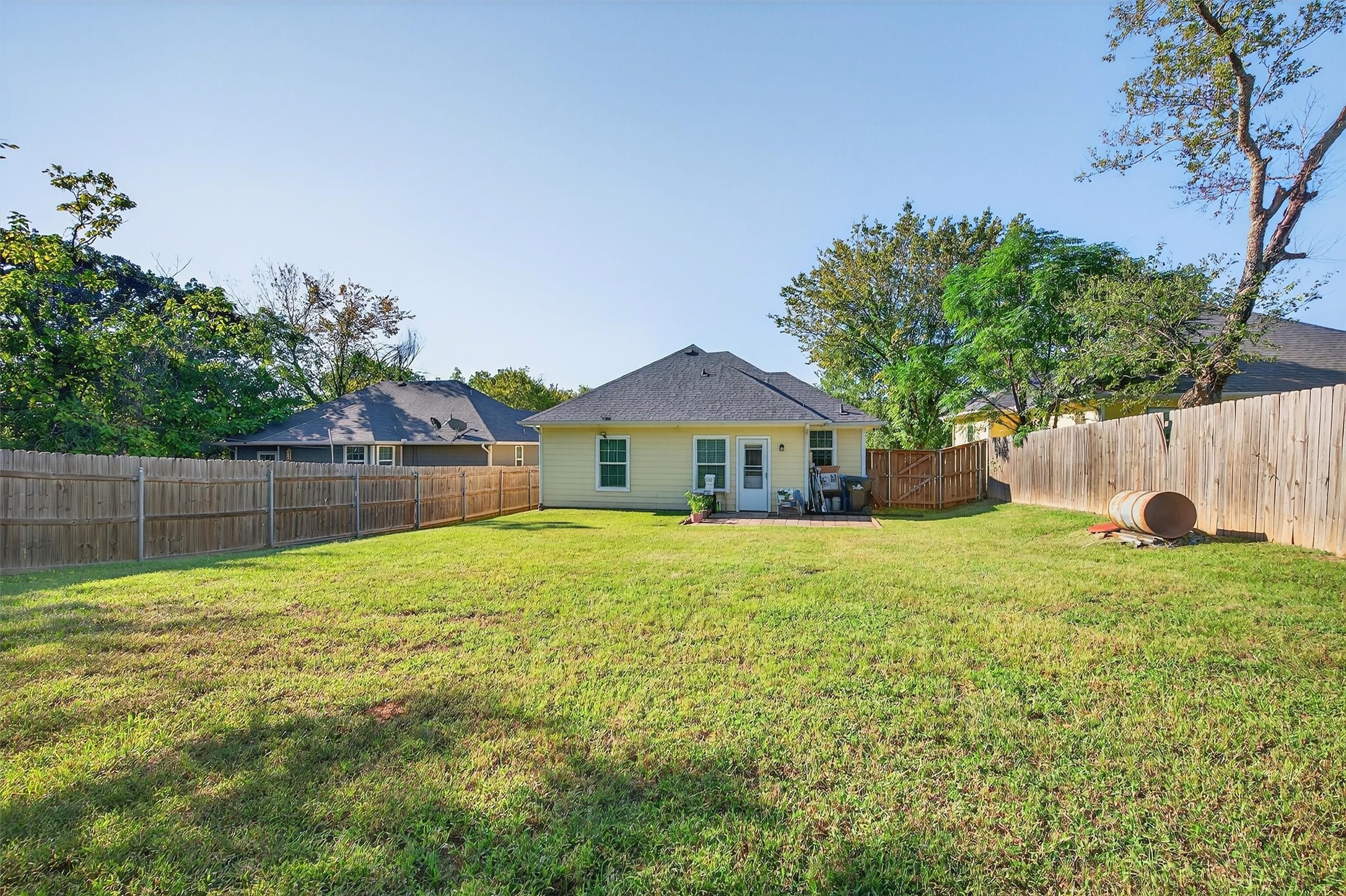 425 W Johnson Denison TX 75020