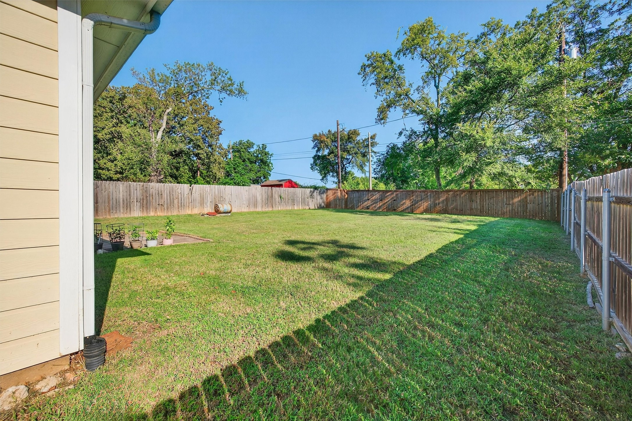 425 W Johnson Denison TX 75020
