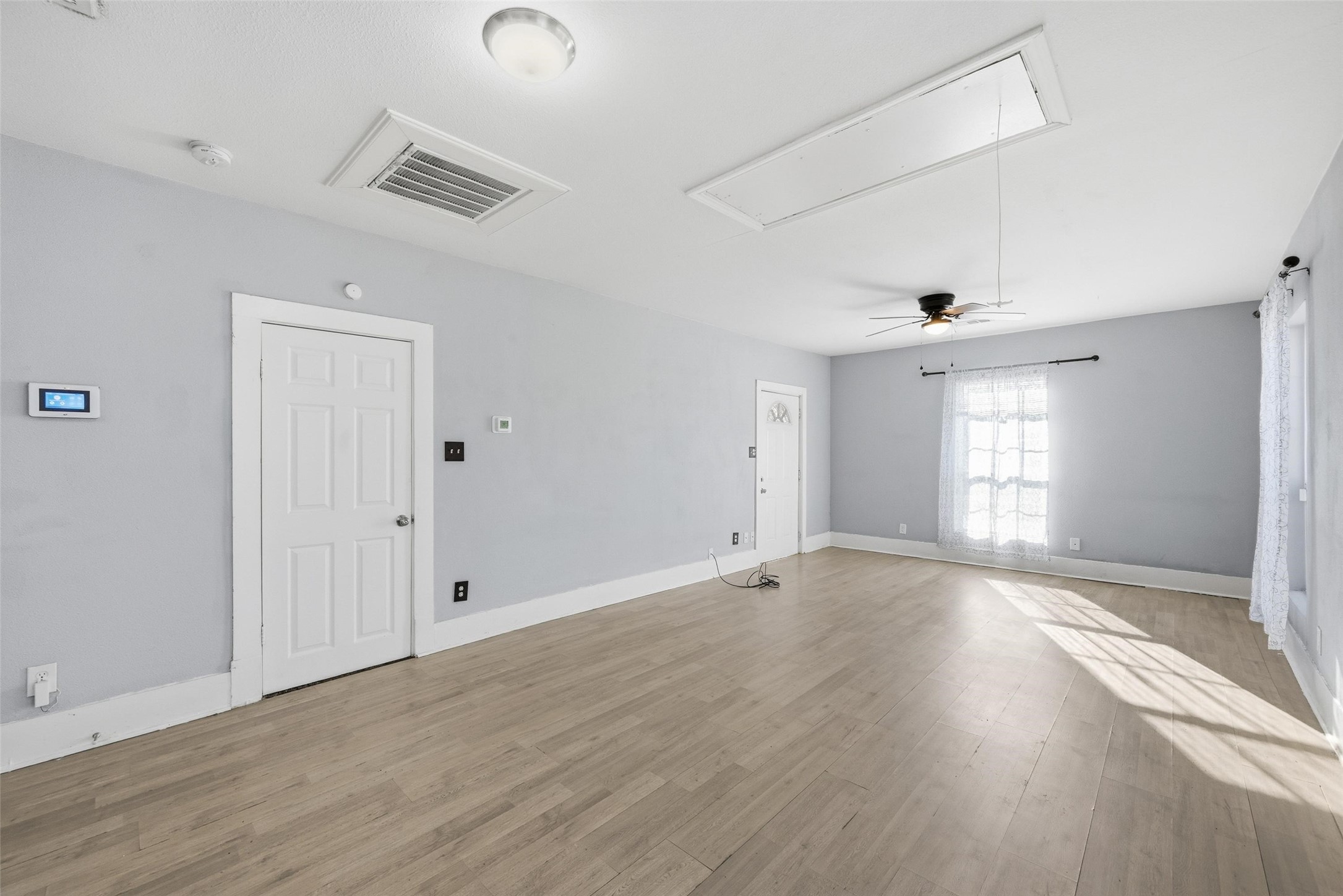 821 E Jones Street Sherman TX 75090