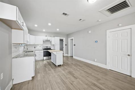 821 E Jones Street Sherman TX 75090