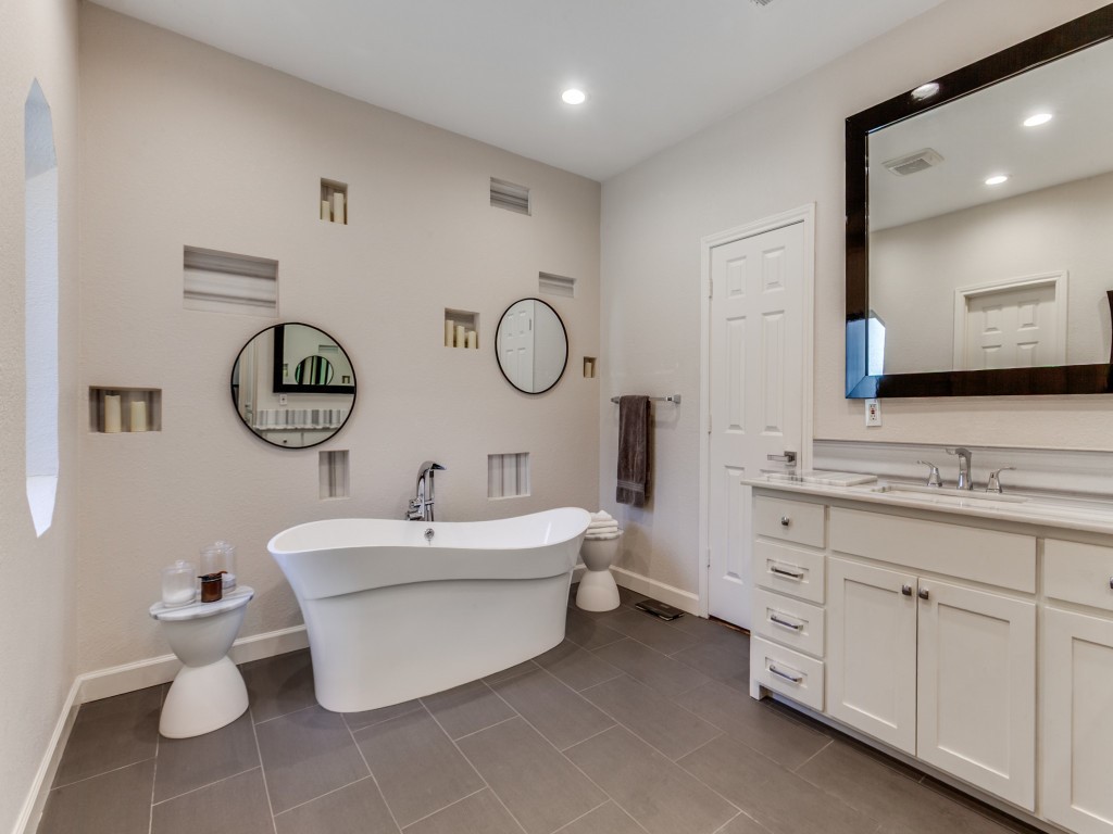 5818 London Lane Dallas TX 75252