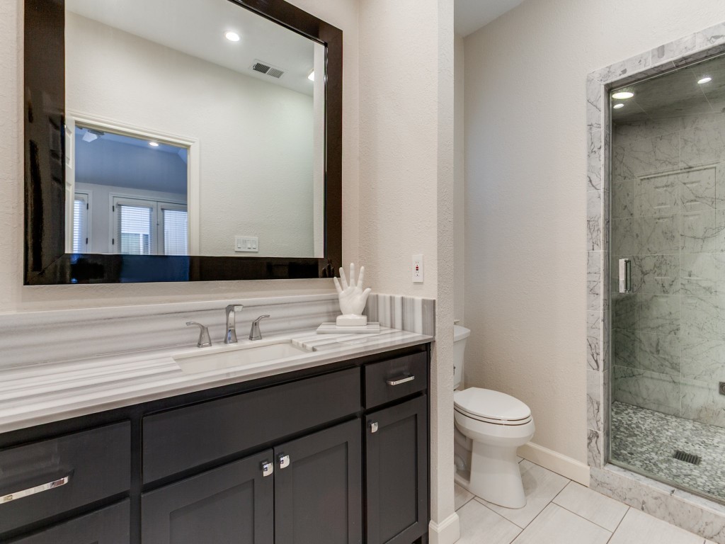 5818 London Lane Dallas TX 75252