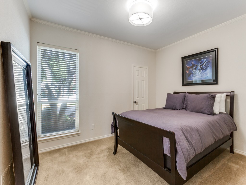 5818 London Lane Dallas TX 75252