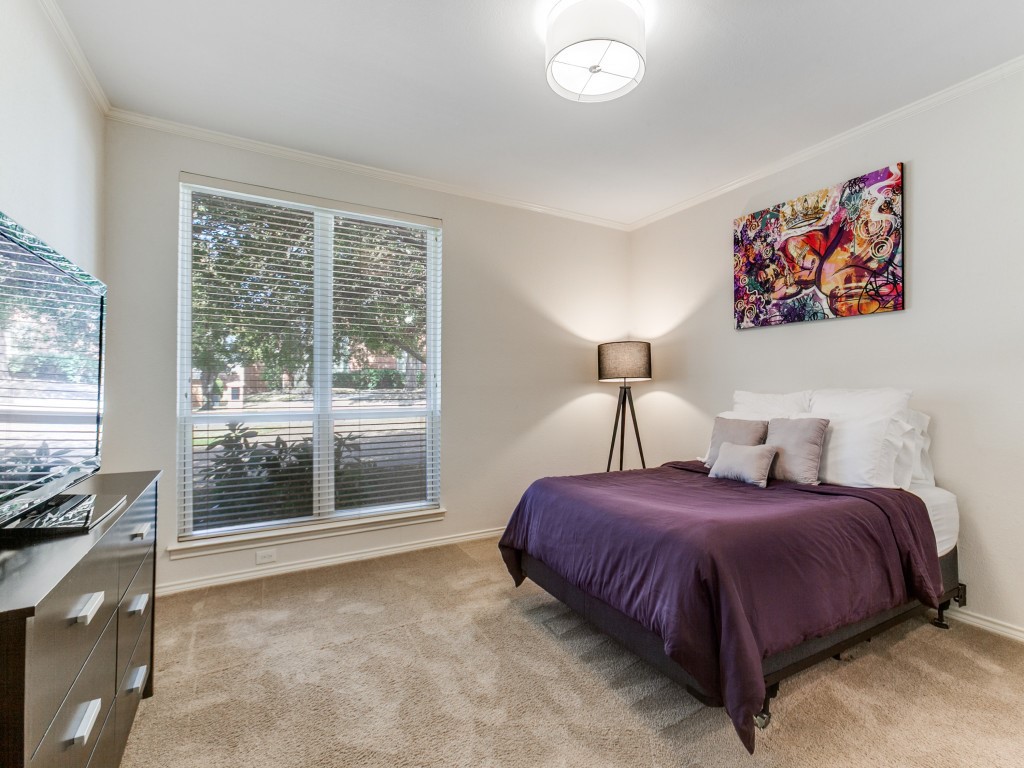 5818 London Lane Dallas TX 75252