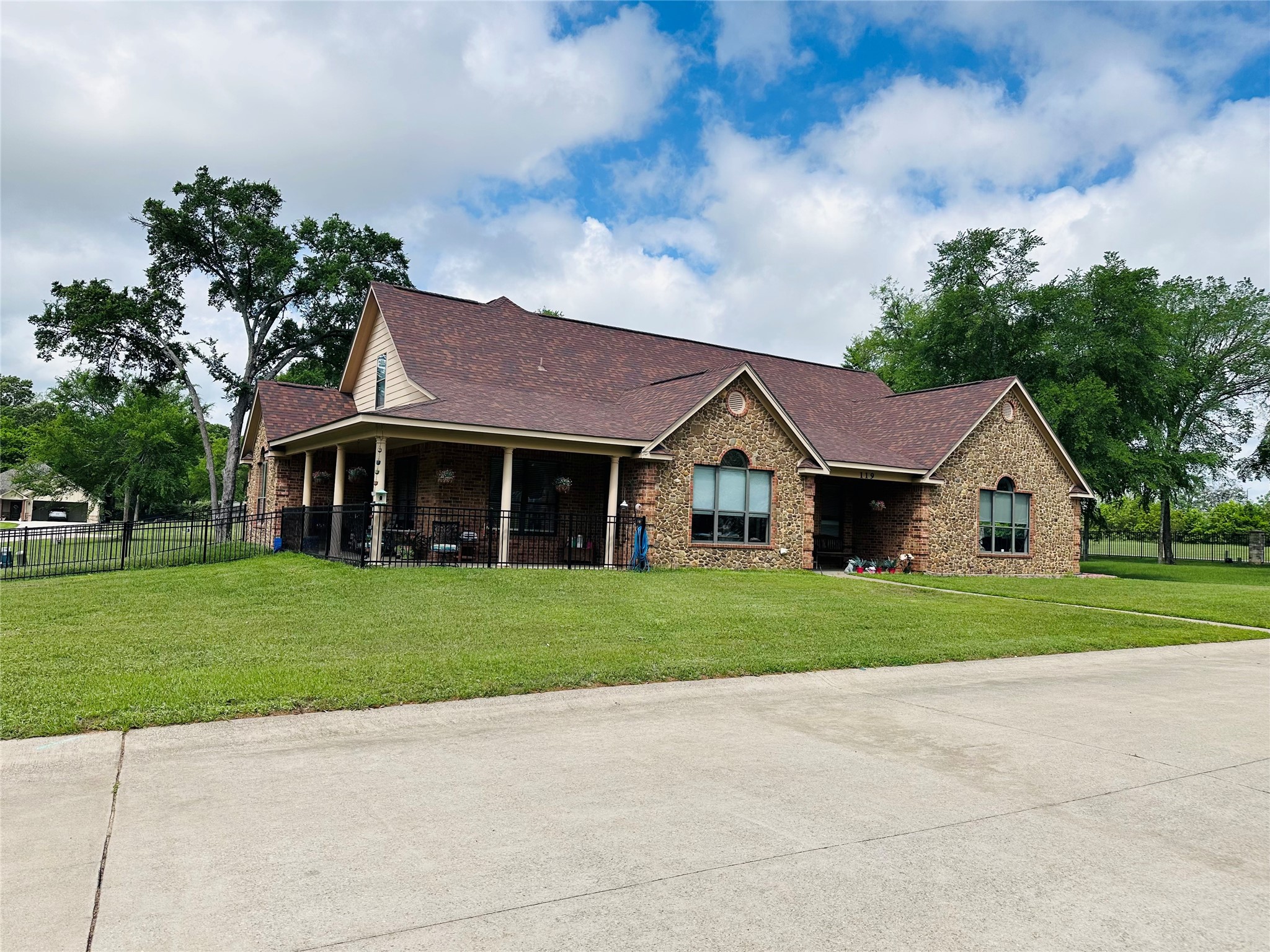 119 Palomita Circle Athens TX 75751