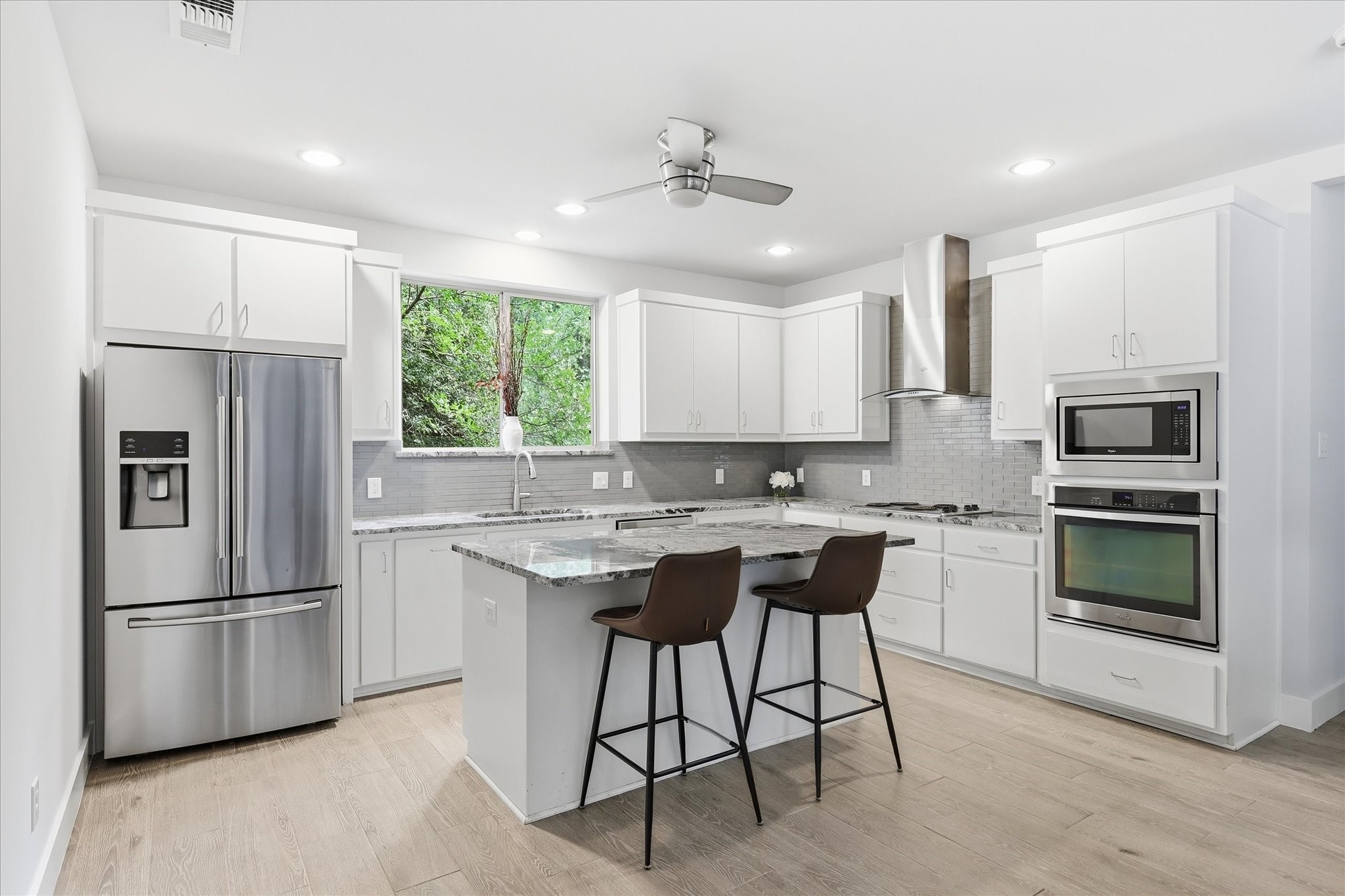 521 Diamond Point Drive Oak Point TX 75068