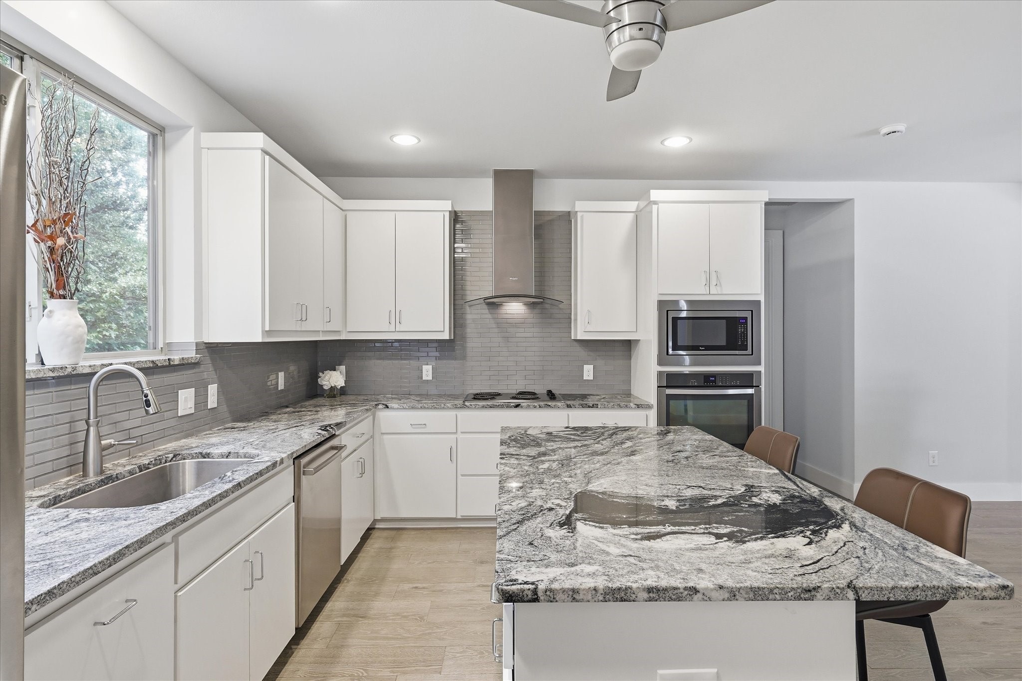 521 Diamond Point Drive Oak Point TX 75068
