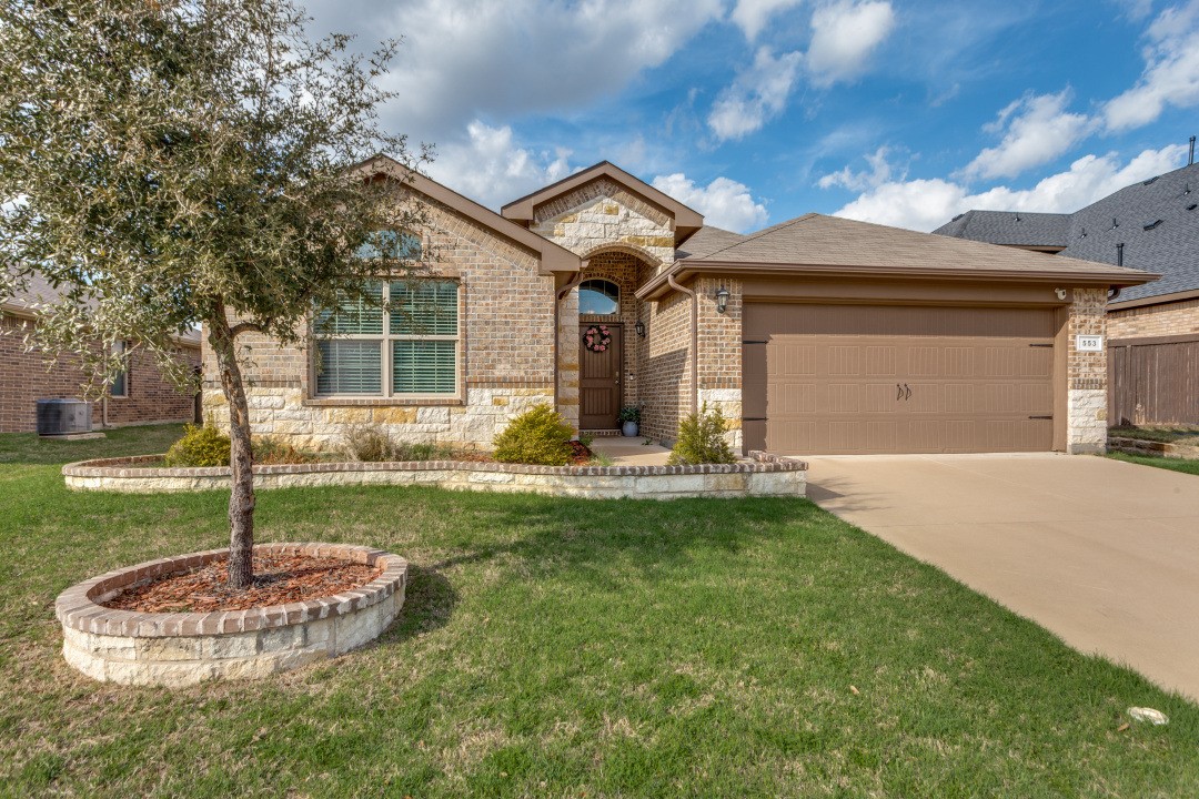 553 Vickie Street Crowley TX 76036