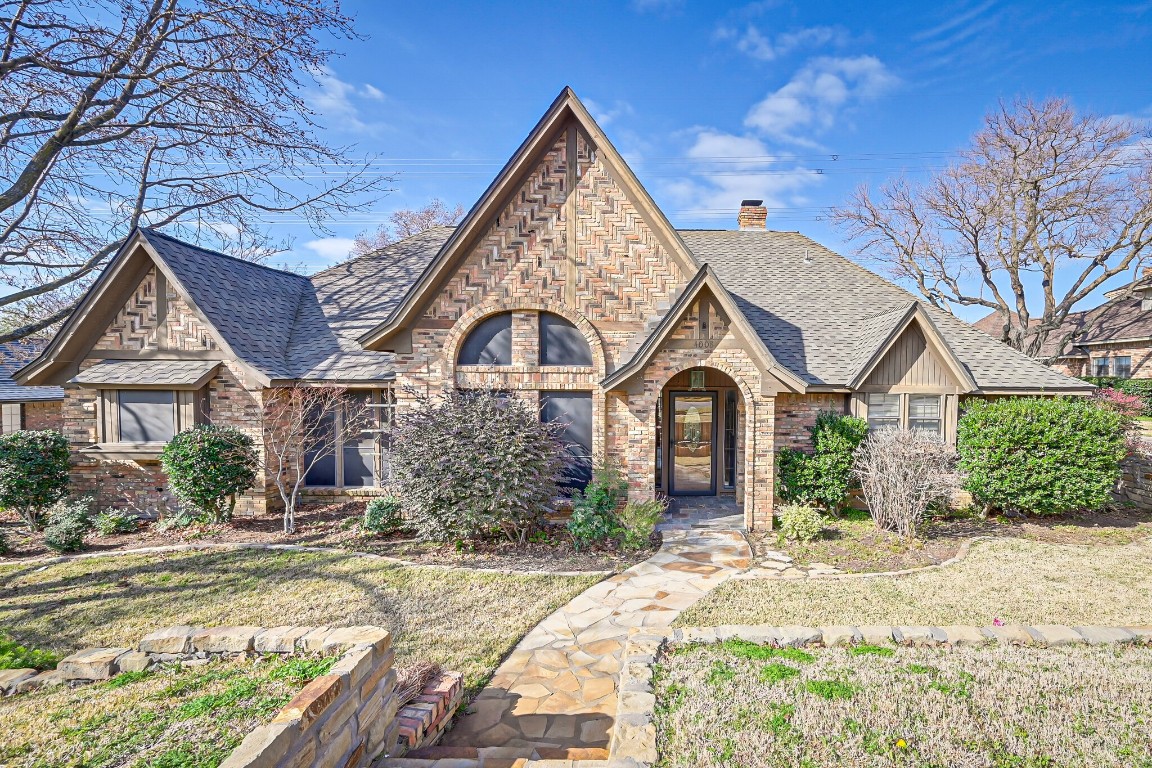 4008 Falcon Lake Drive Arlington TX 76016