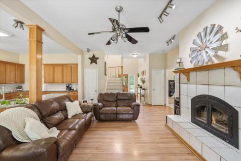 2112 Vz County Road 1215 Canton TX 75103