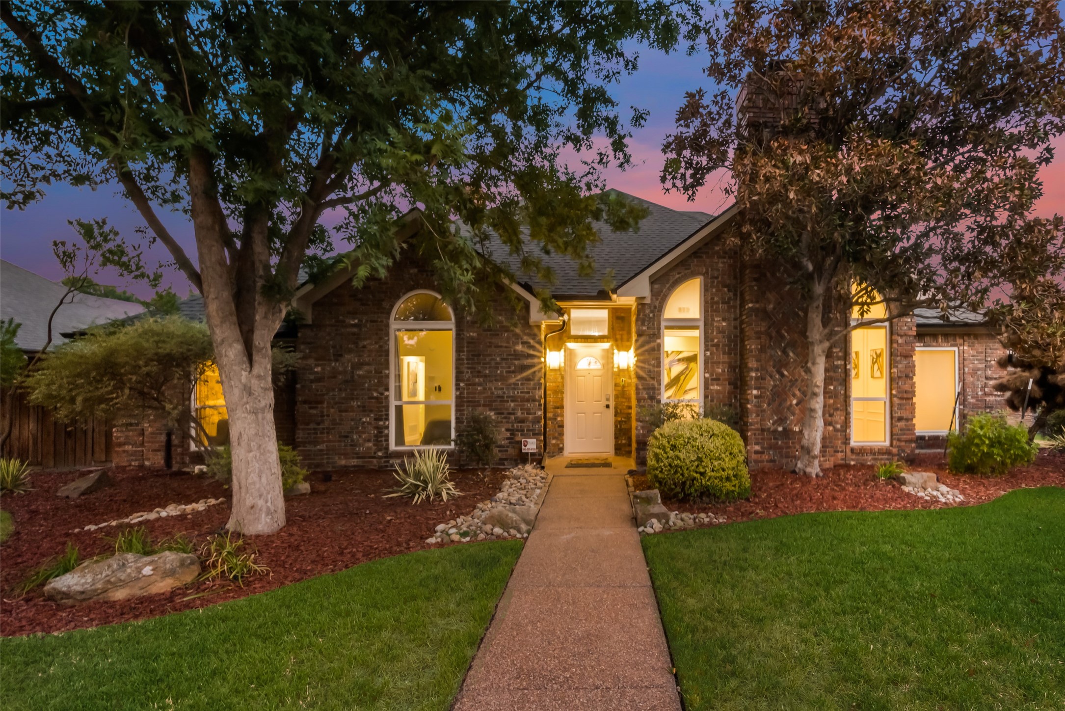 2706 Brookshire Drive Carrollton TX 75007