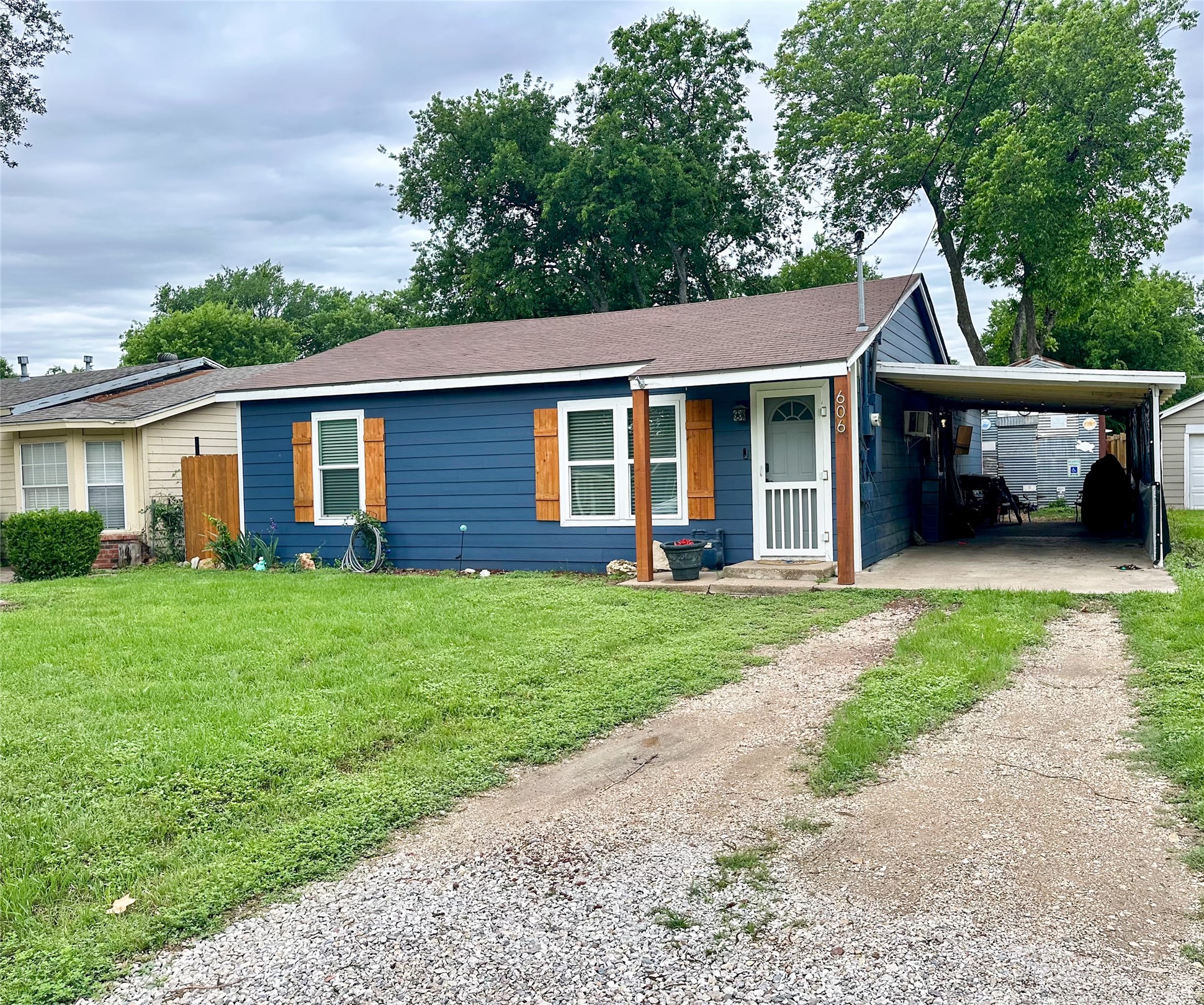 606 Lilly Street Cleburne TX 76033