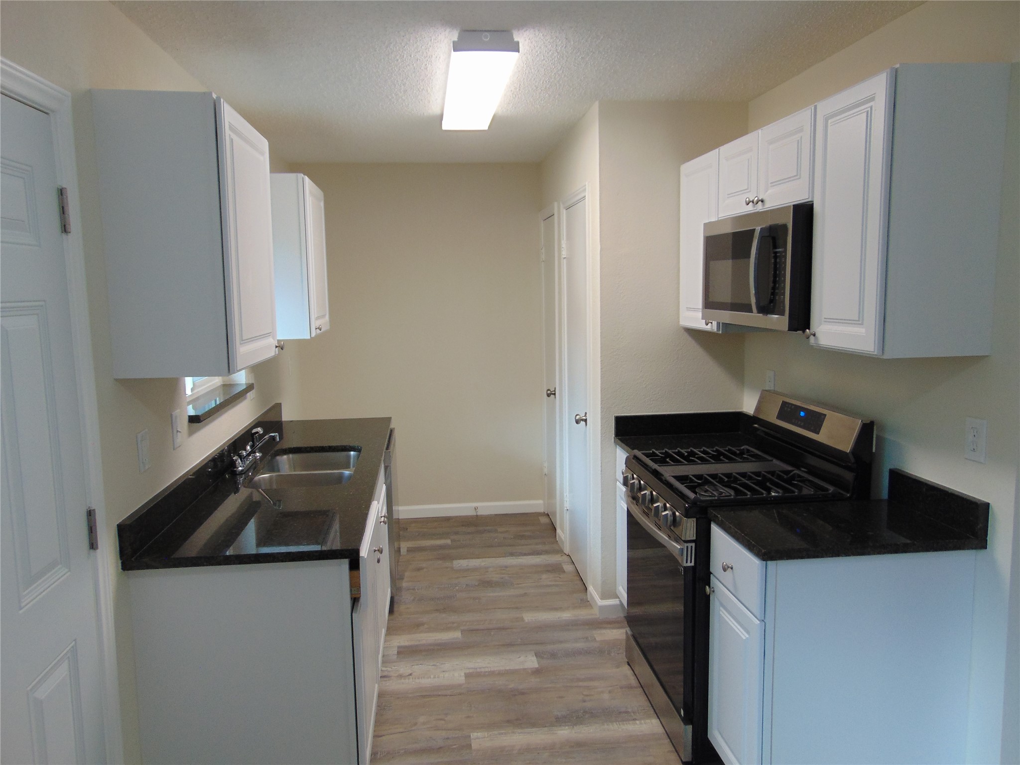 3356 Pacesetter Drive Dallas TX 75241