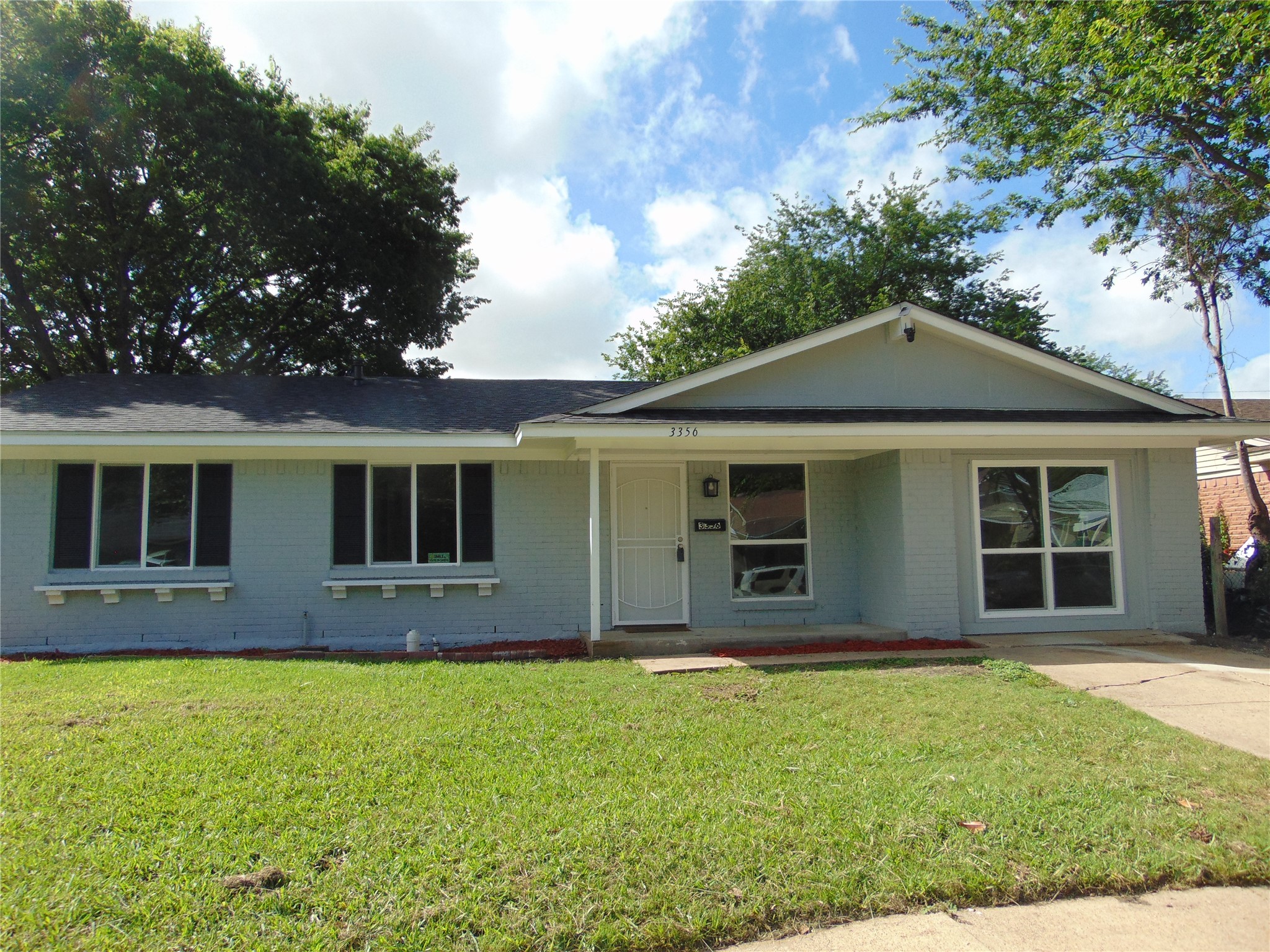3356 Pacesetter Drive Dallas TX 75241
