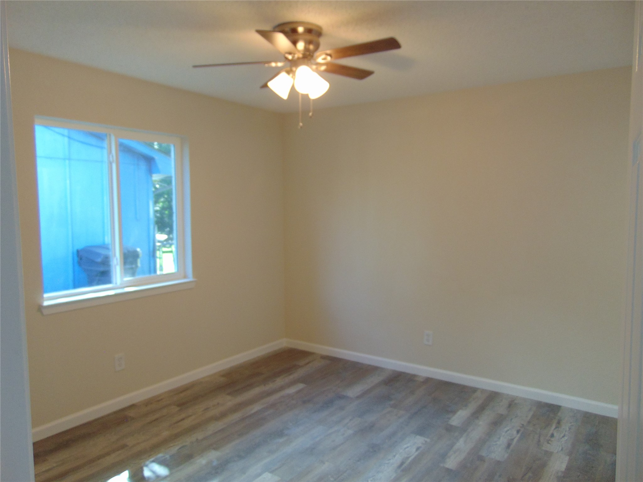 3356 Pacesetter Drive Dallas TX 75241