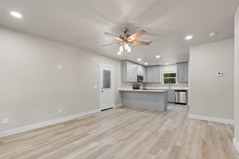 62 Live Oak Street Alvarado TX 76009