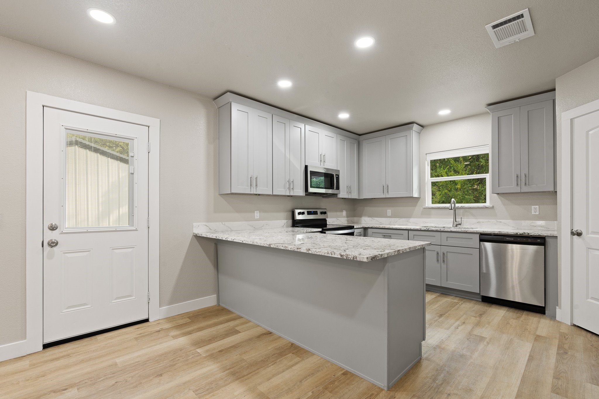62 Live Oak Street Alvarado TX 76009