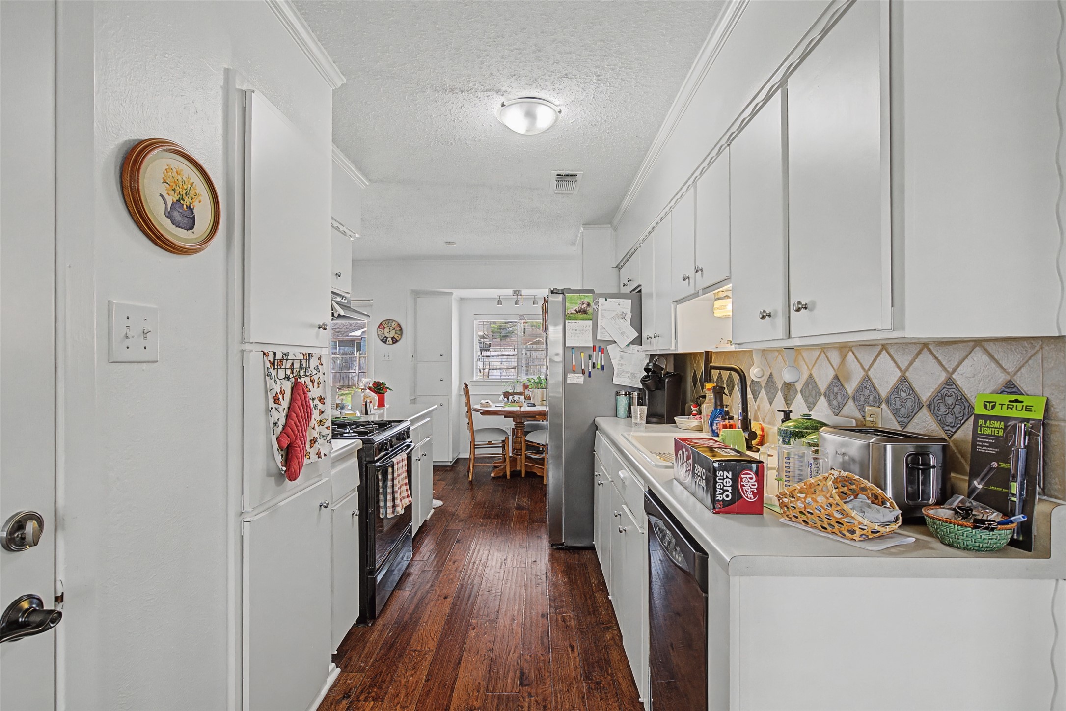 2009 Charleston Drive Bedford TX 76022