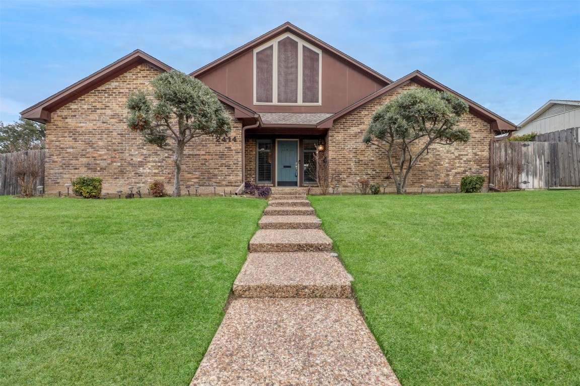 2414 Meadow Creek Drive Carrollton TX 75006