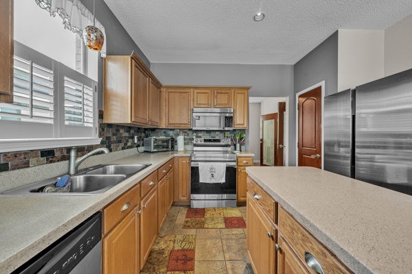4024 Busch Gardens Drive Fort Worth TX 76123
