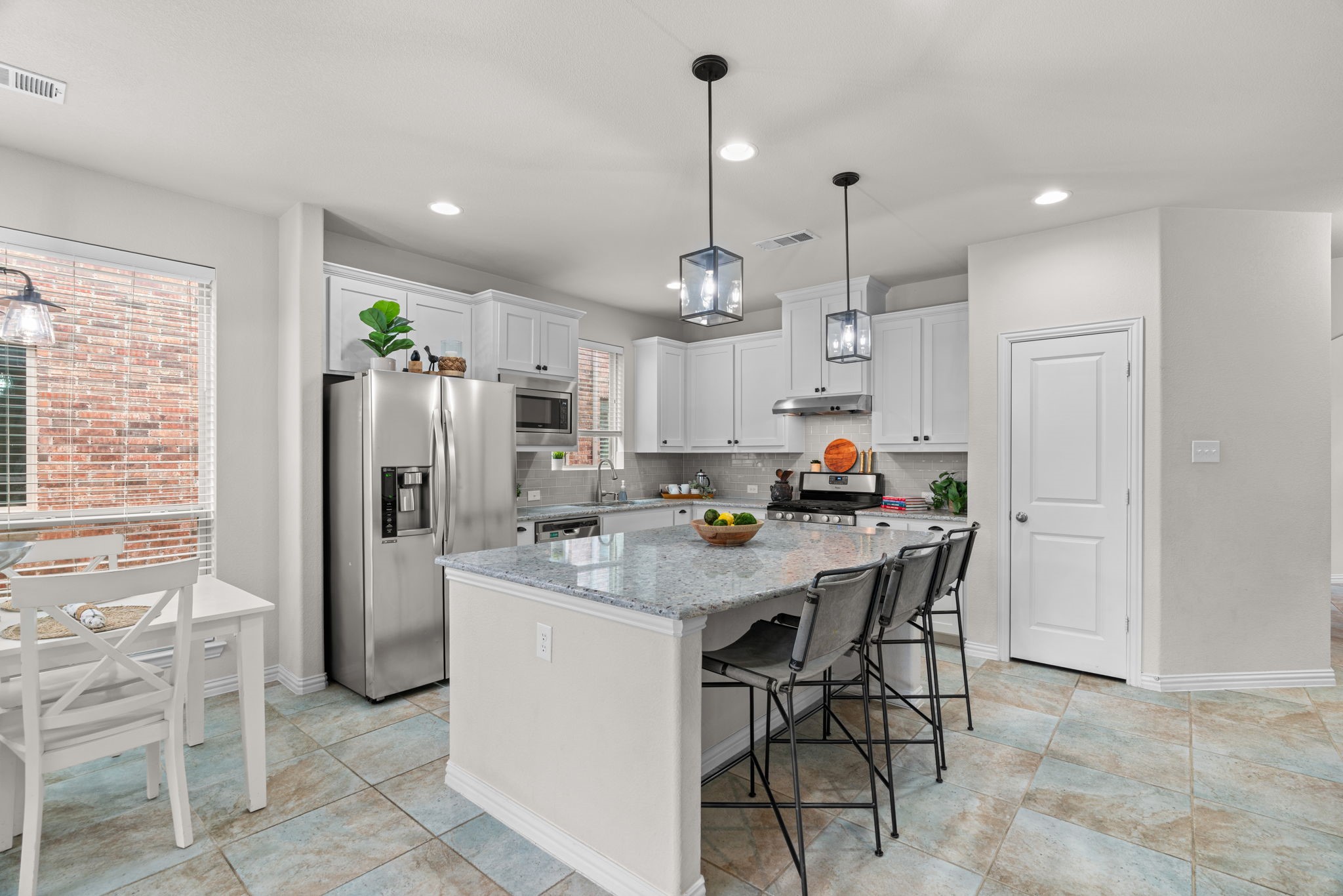 921 Montgomery Way Argyle TX 76226