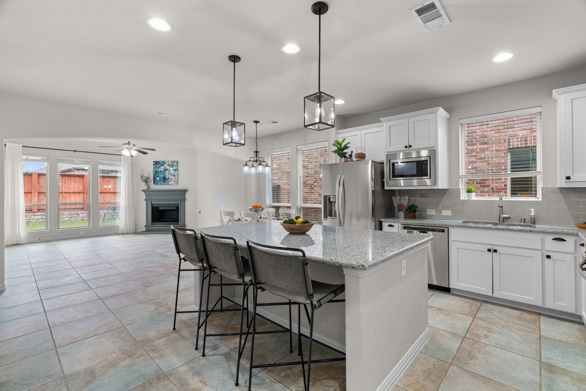 921 Montgomery Way Argyle TX 76226