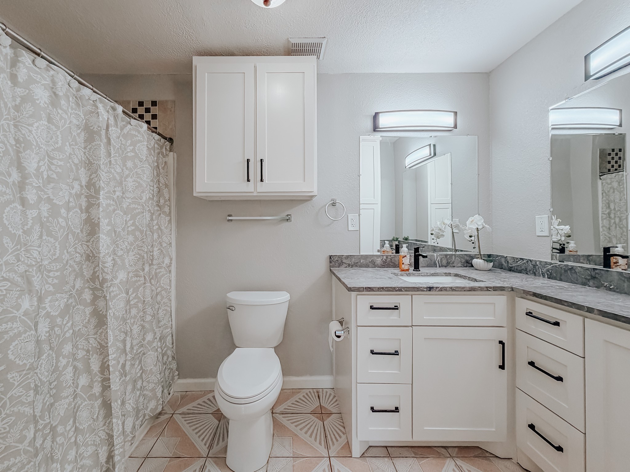 812 W 11th Avenue Corsicana TX 75110