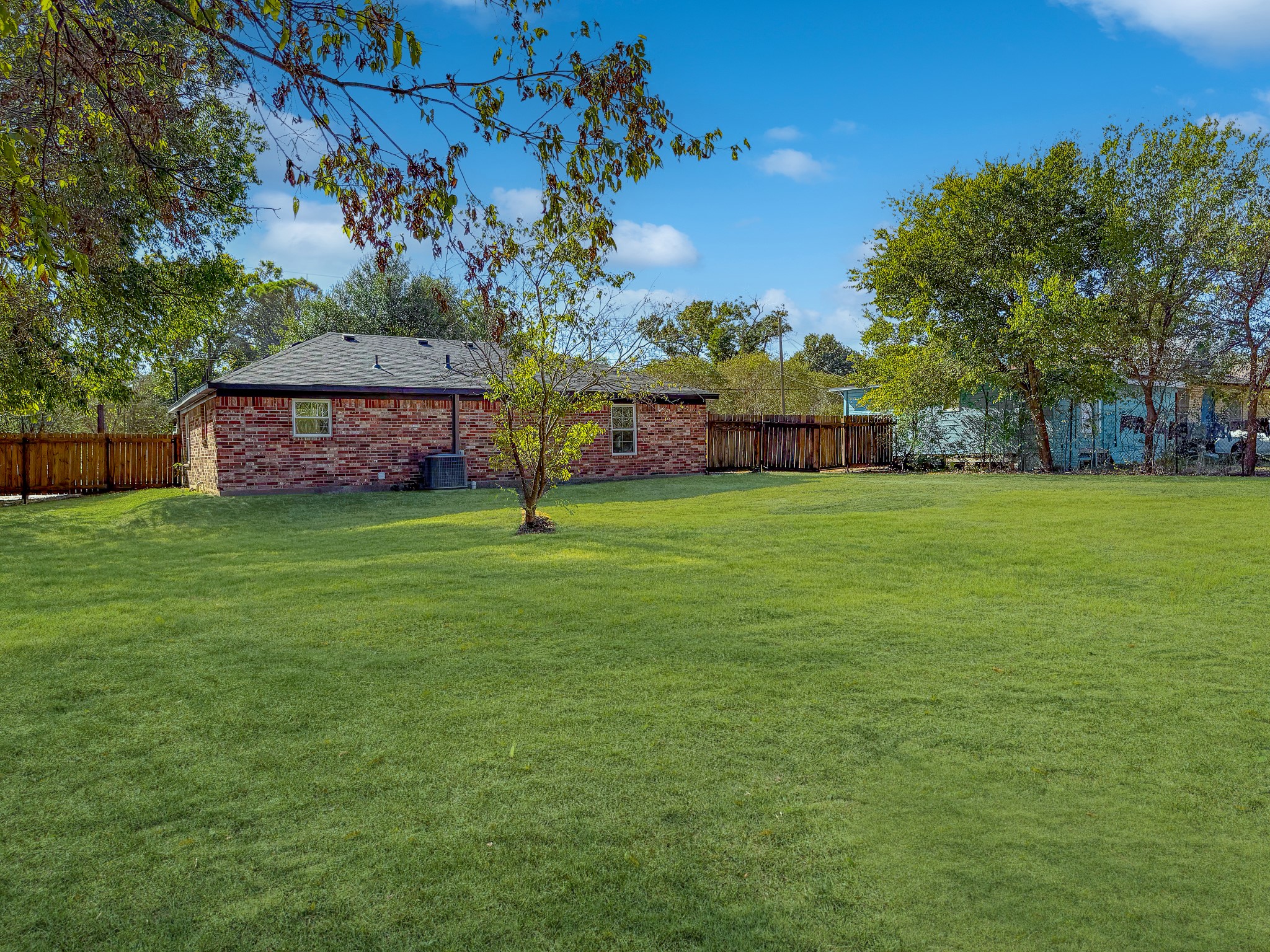 812 W 11th Avenue Corsicana TX 75110