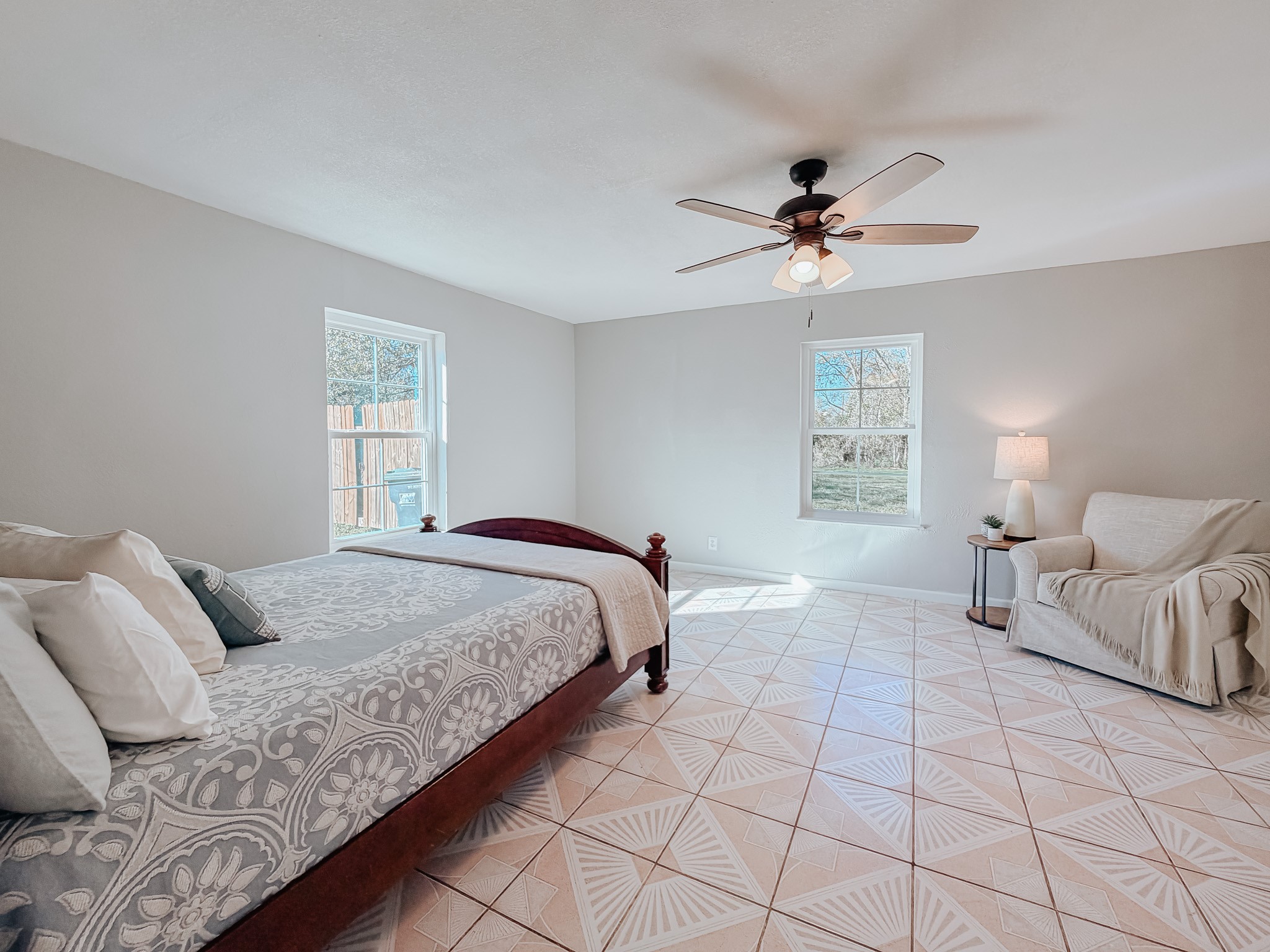 812 W 11th Avenue Corsicana TX 75110