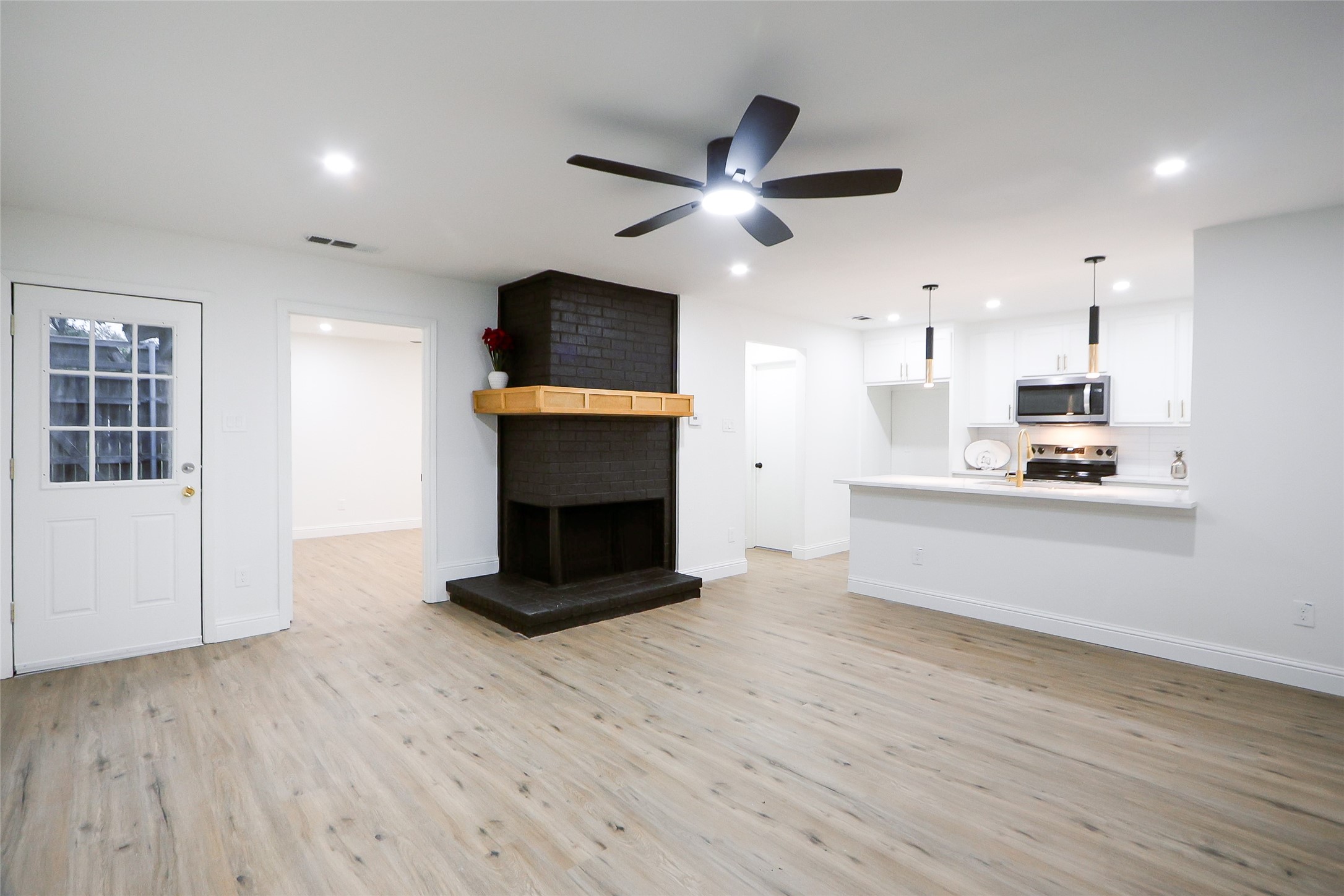 419 San Bruno Drive Garland TX 75043
