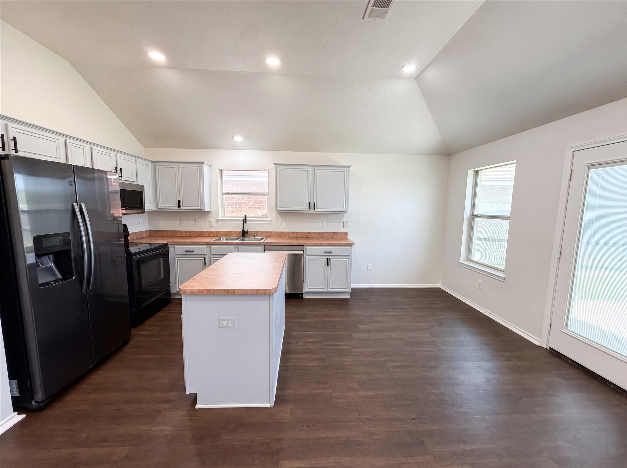 1531 Kensington Place Lancaster TX 75134