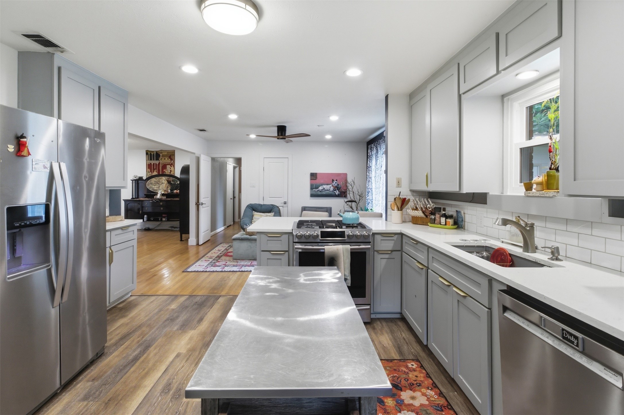 6128 Hollis Avenue Dallas TX 75227