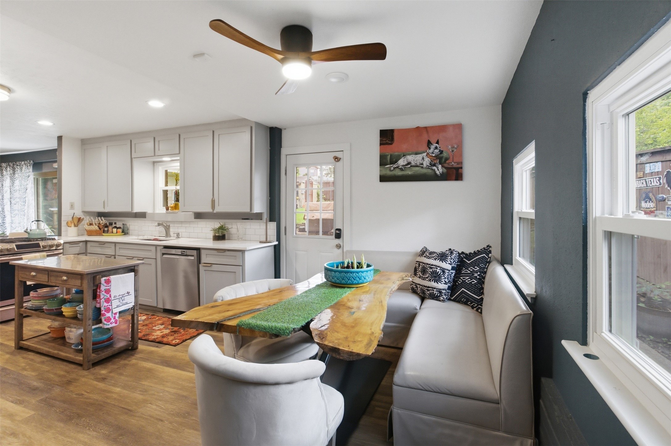 6128 Hollis Avenue Dallas TX 75227