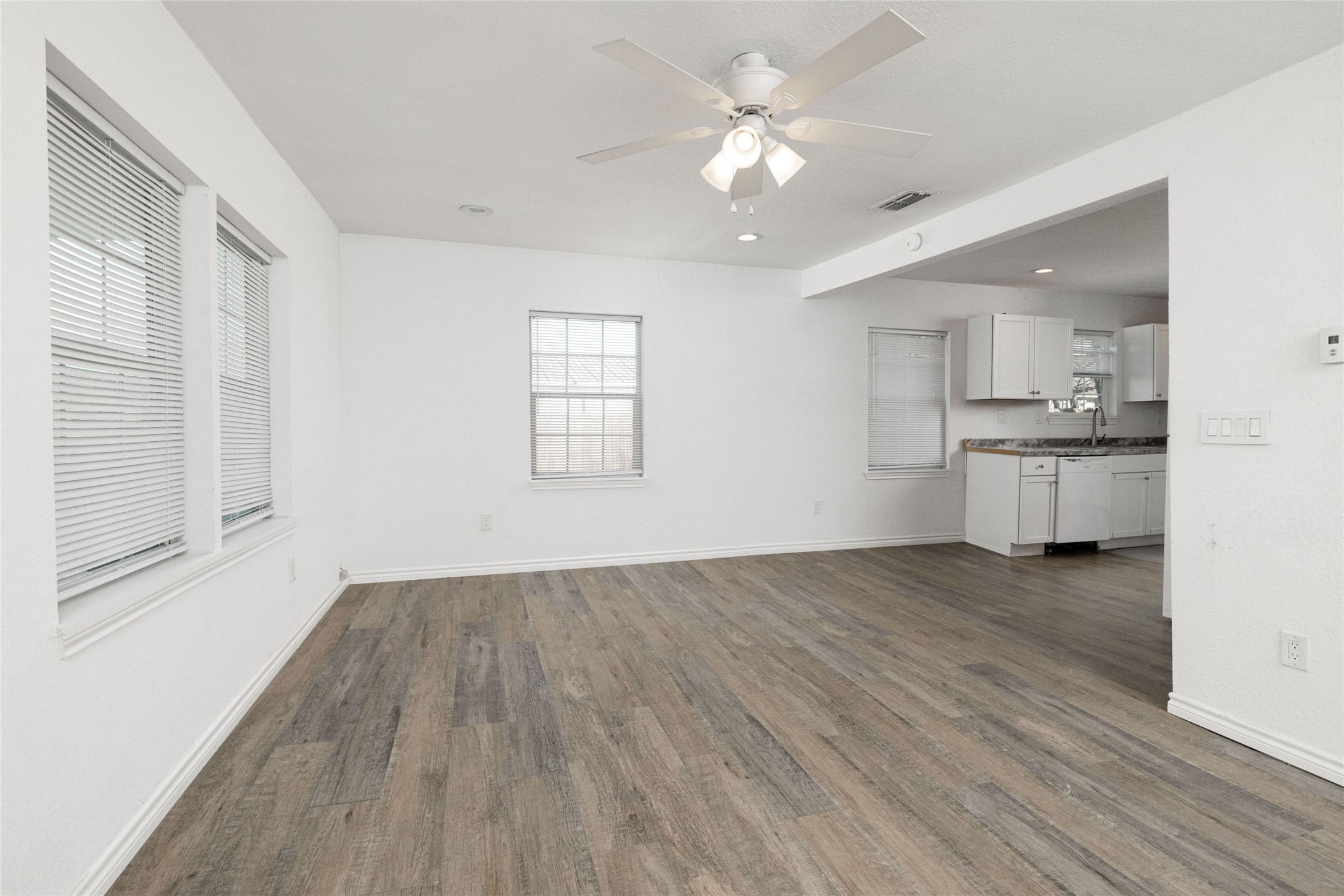 205 N State Highway 101 Chico TX 76431