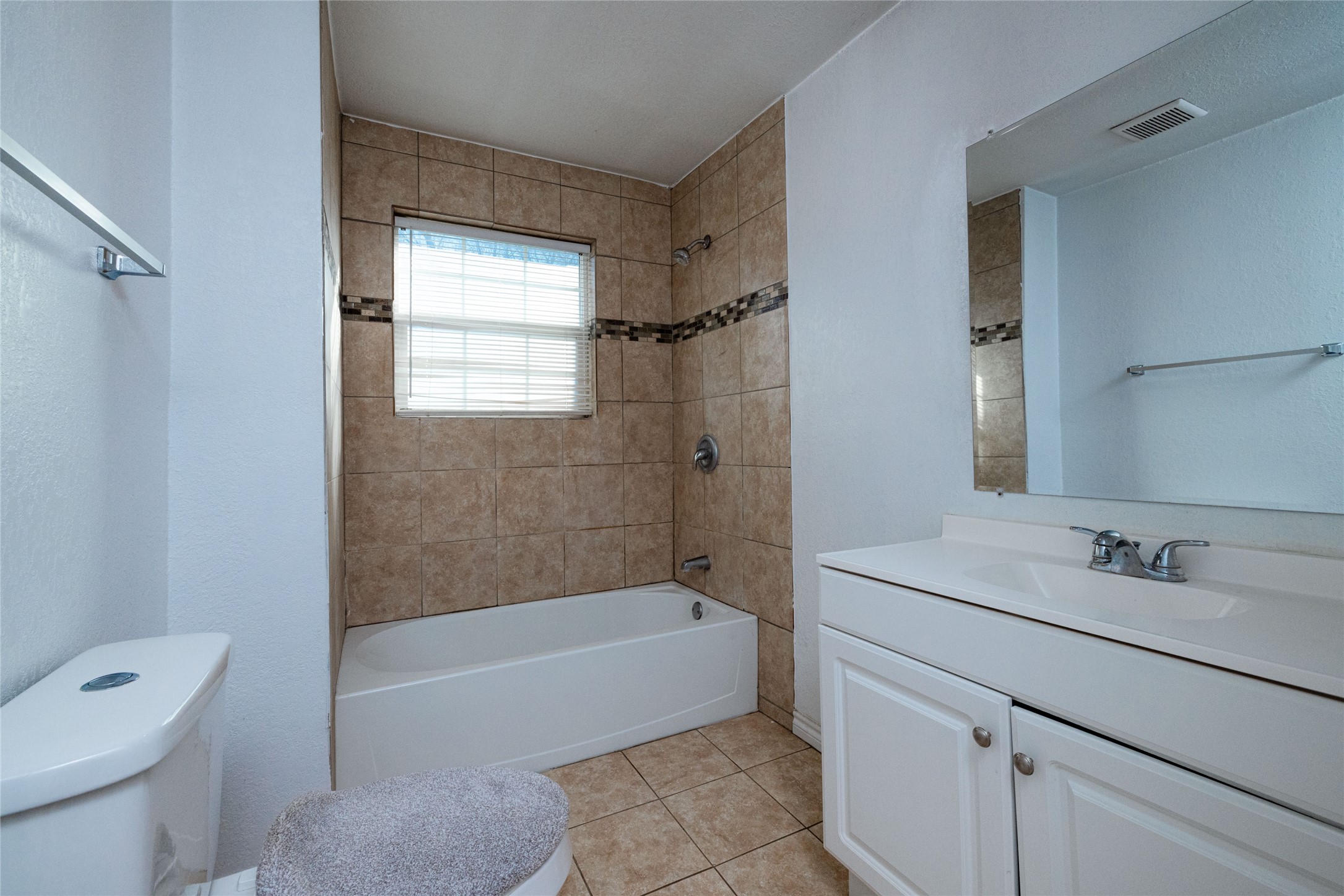 205 N State Highway 101 Chico TX 76431