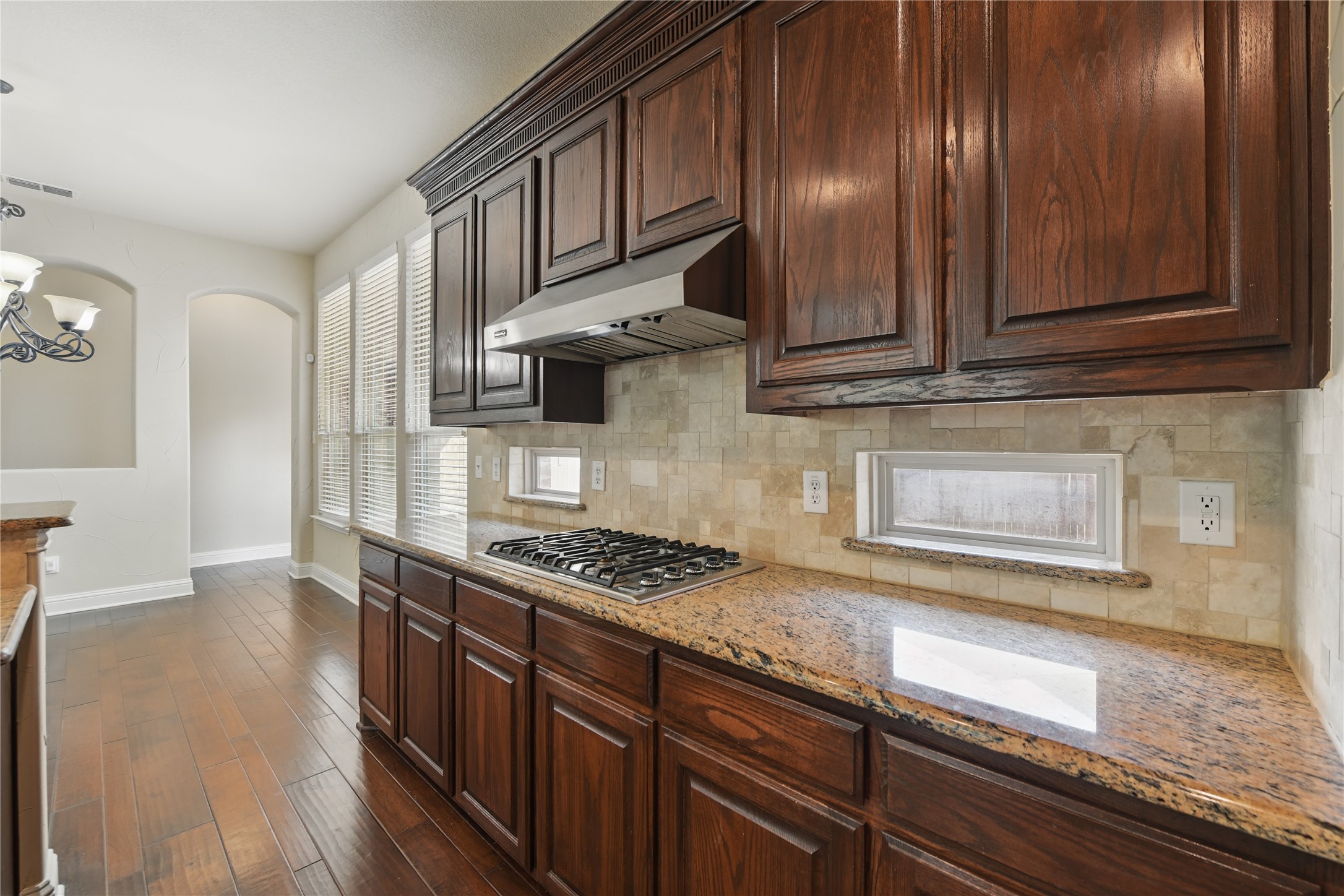 3060 England Parkway Grand Prairie TX 75054