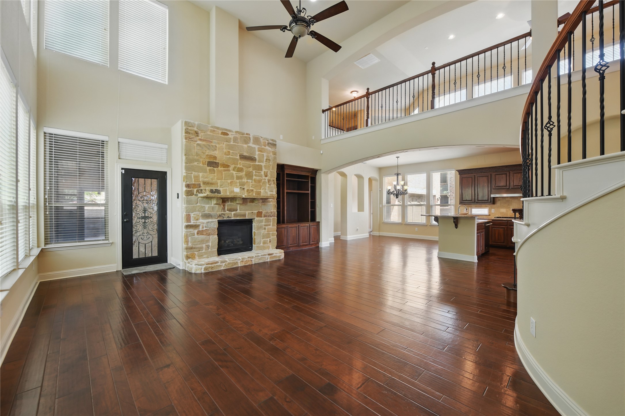 3060 England Parkway Grand Prairie TX 75054