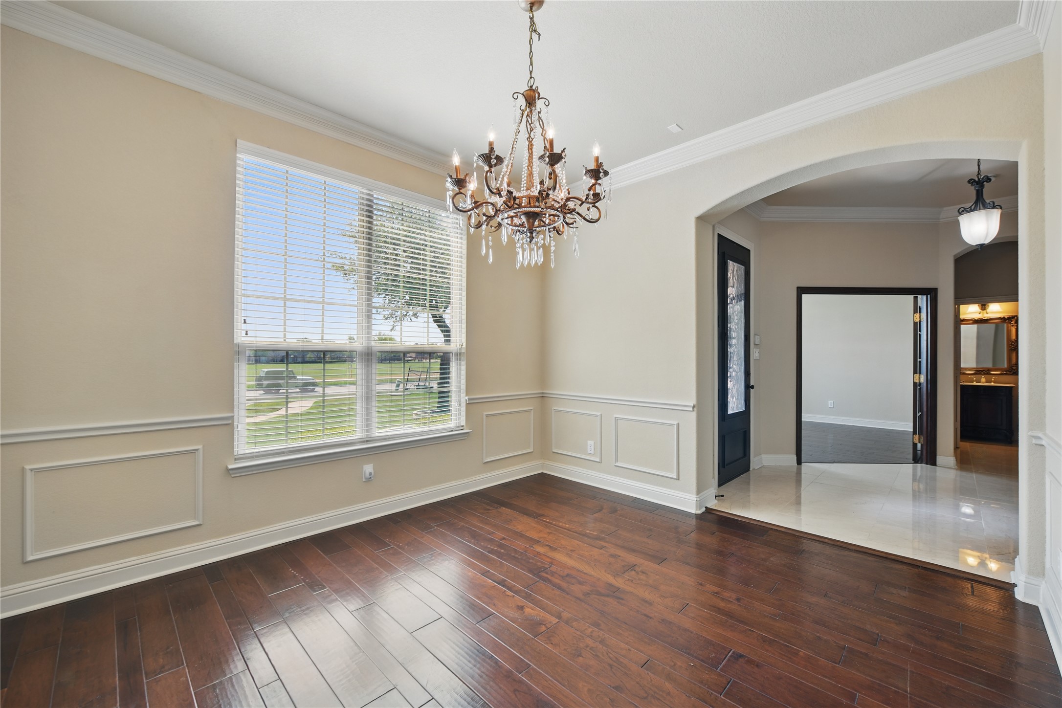 3060 England Parkway Grand Prairie TX 75054