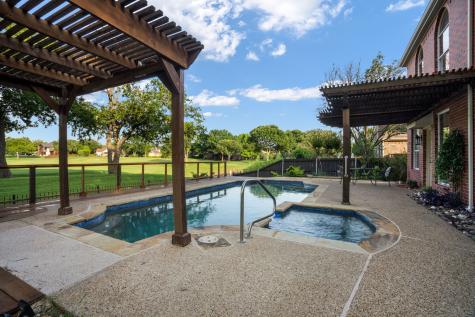 2733 Woodson Drive Mckinney TX 75072