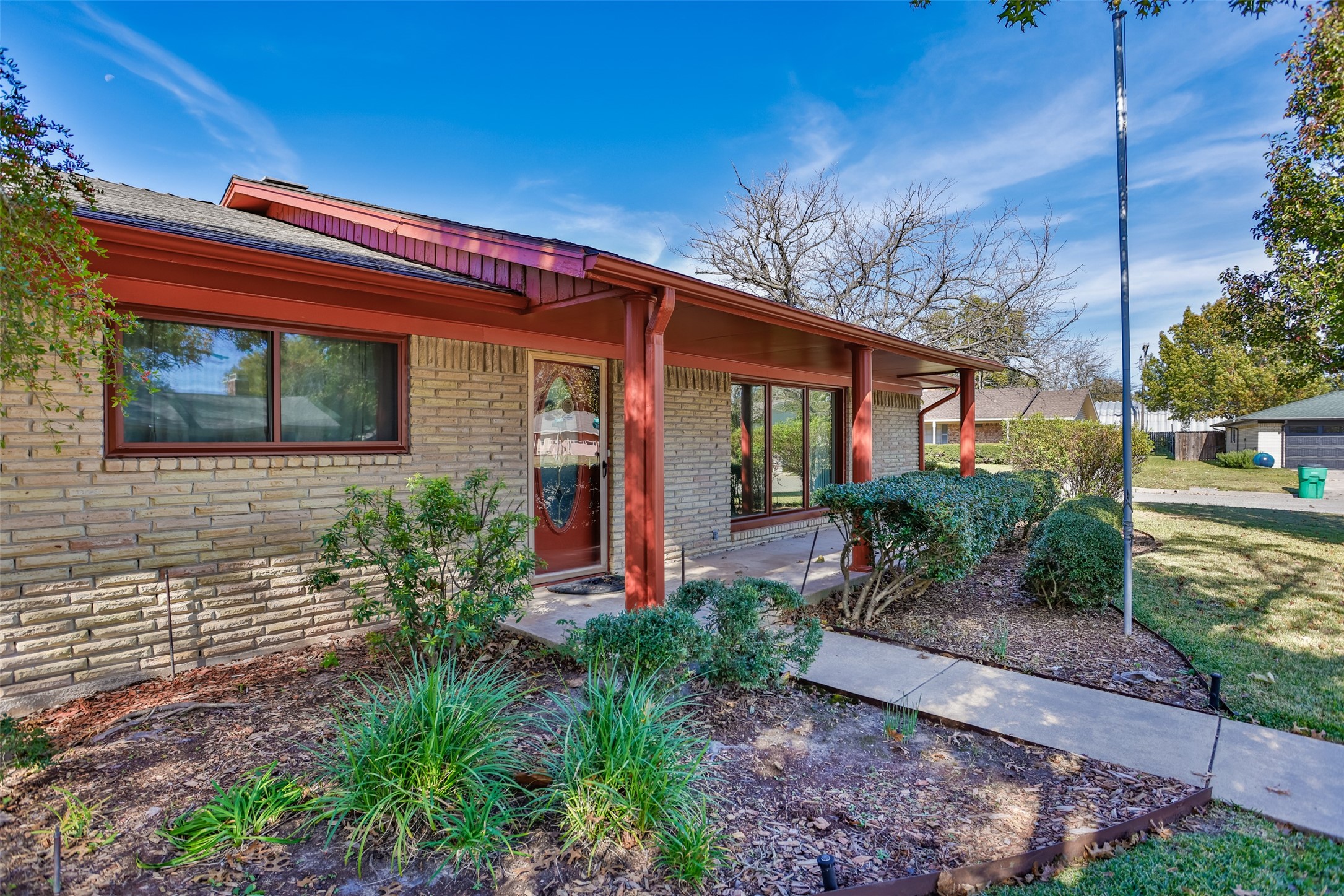 417 Willow Way Gainesville TX 76240
