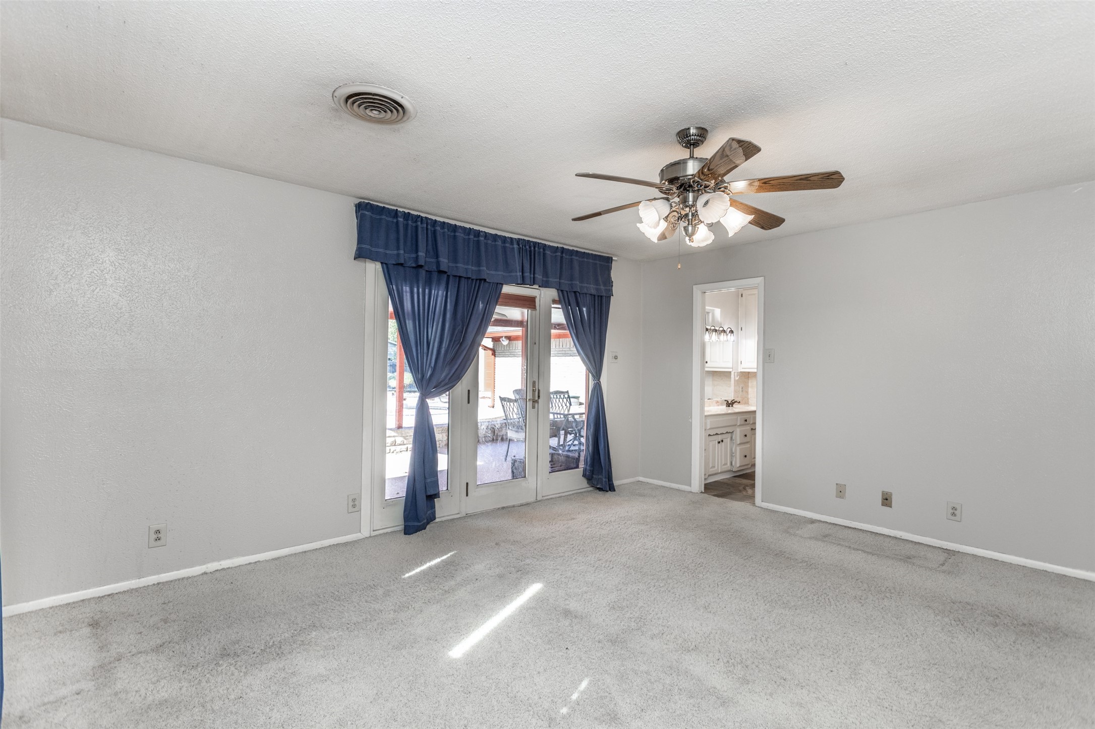 417 Willow Way Gainesville TX 76240