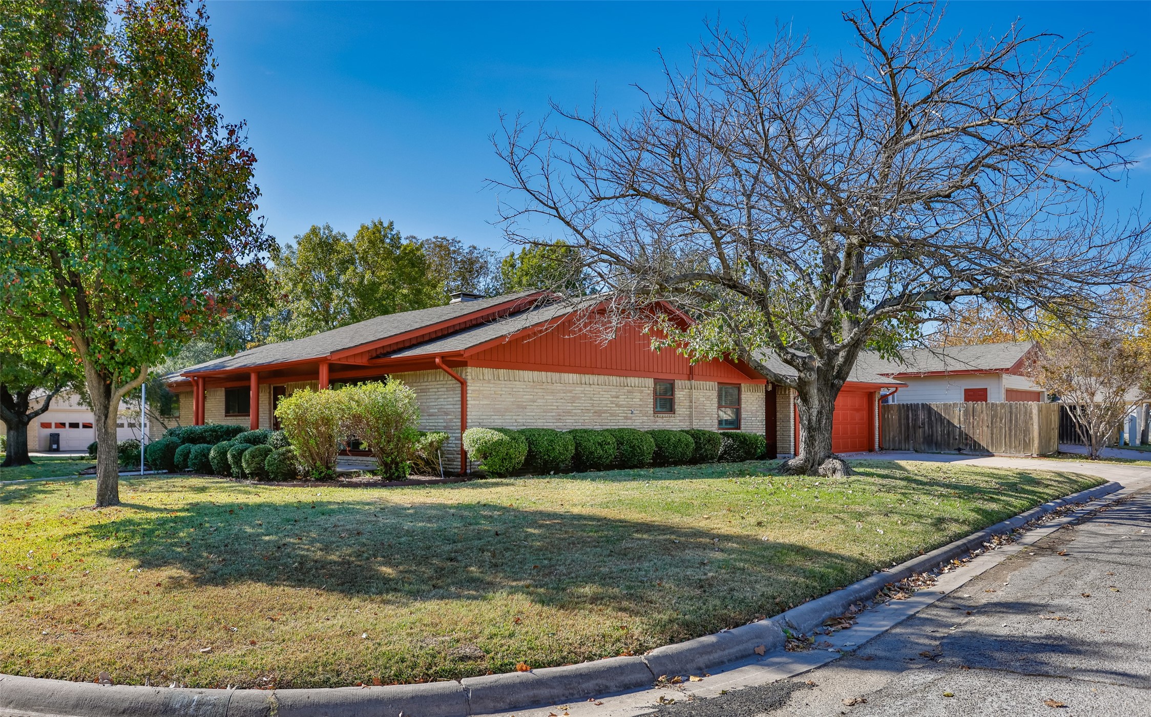 417 Willow Way Gainesville TX 76240