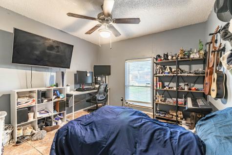 2108 Warwick Drive Arlington TX 76015