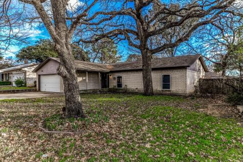 2108 Warwick Drive Arlington TX 76015