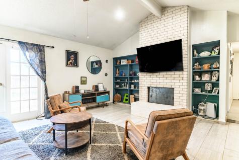 2108 Warwick Drive Arlington TX 76015