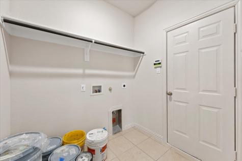 2824 Pino Grand Prairie TX 75054