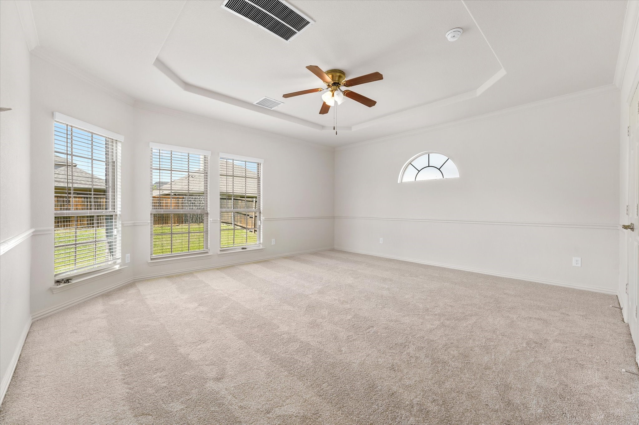 2824 Pino Grand Prairie TX 75054