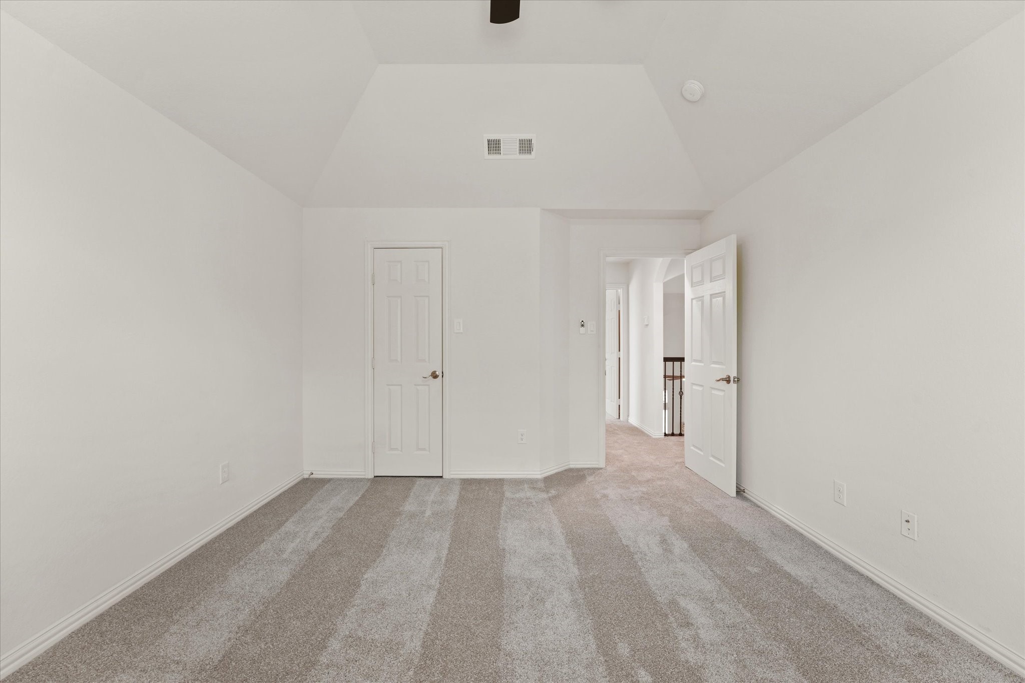 2824 Pino Grand Prairie TX 75054