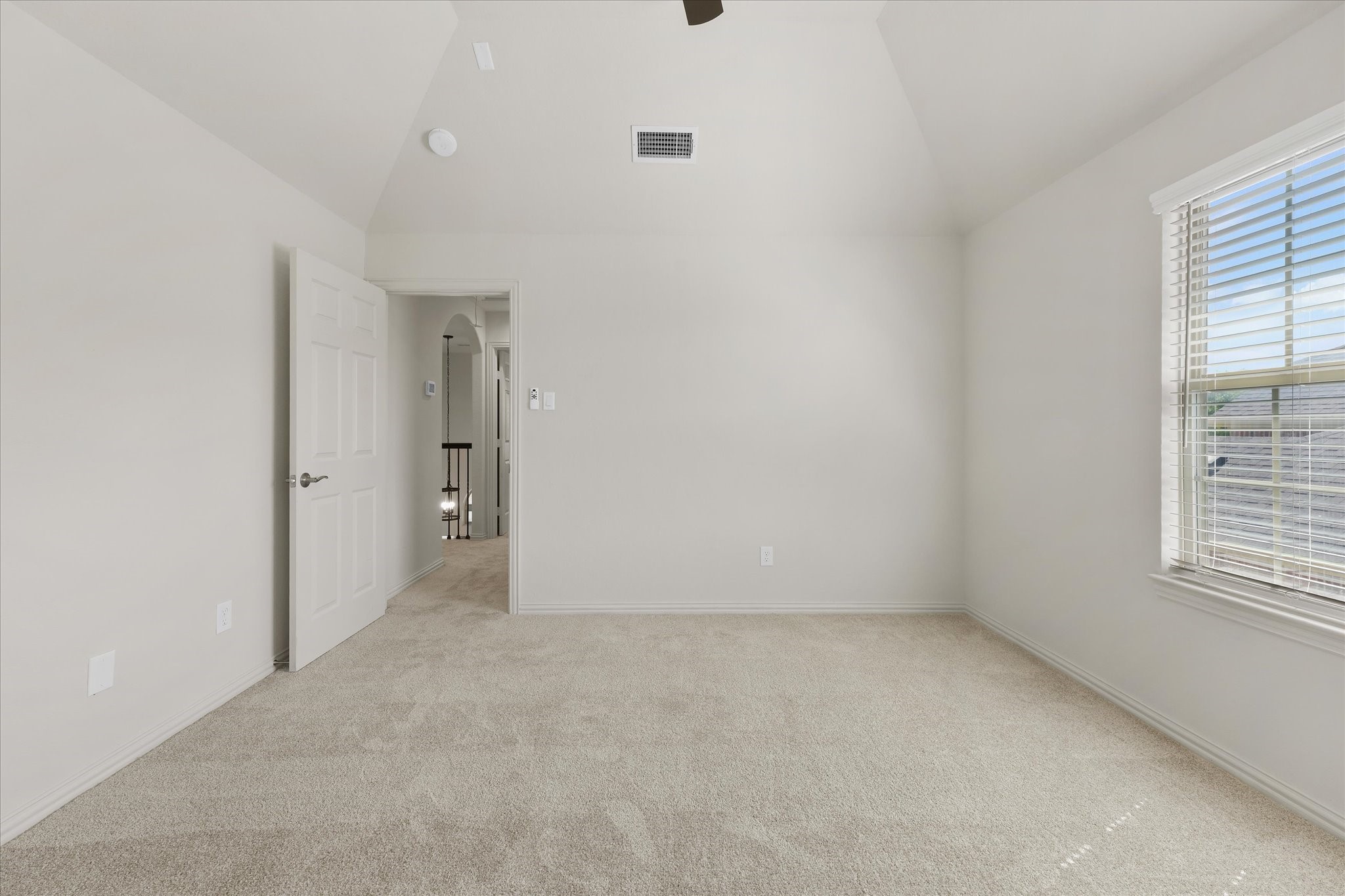 2824 Pino Grand Prairie TX 75054
